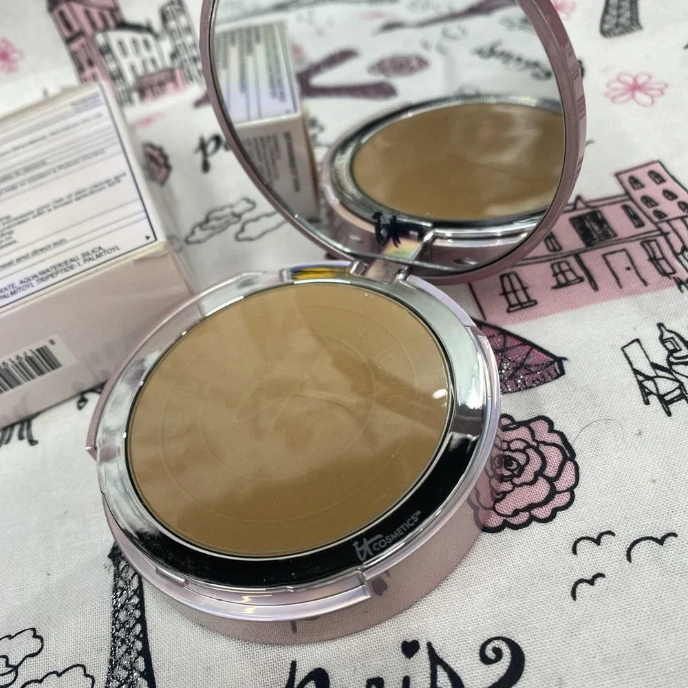 it Cosmetics YOUR SKIN BUT BETTER CC+ Airbrush Perfecting Powder Rich Read Descr